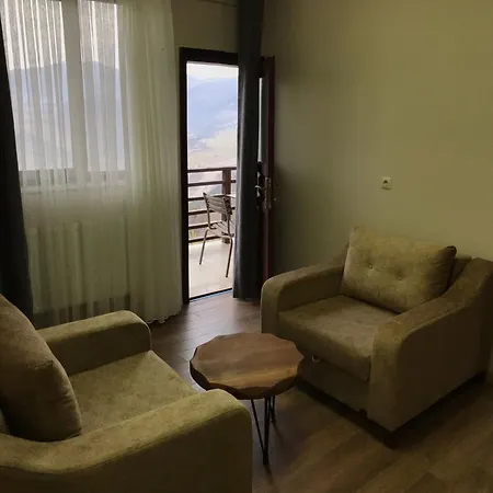 Savsat Koesk Otel